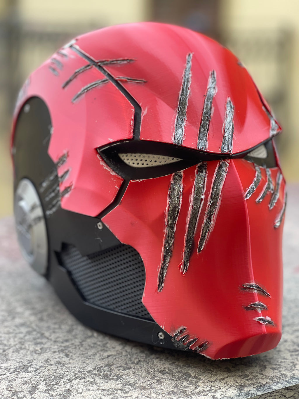 Casco da cosplay di Red Hooddi