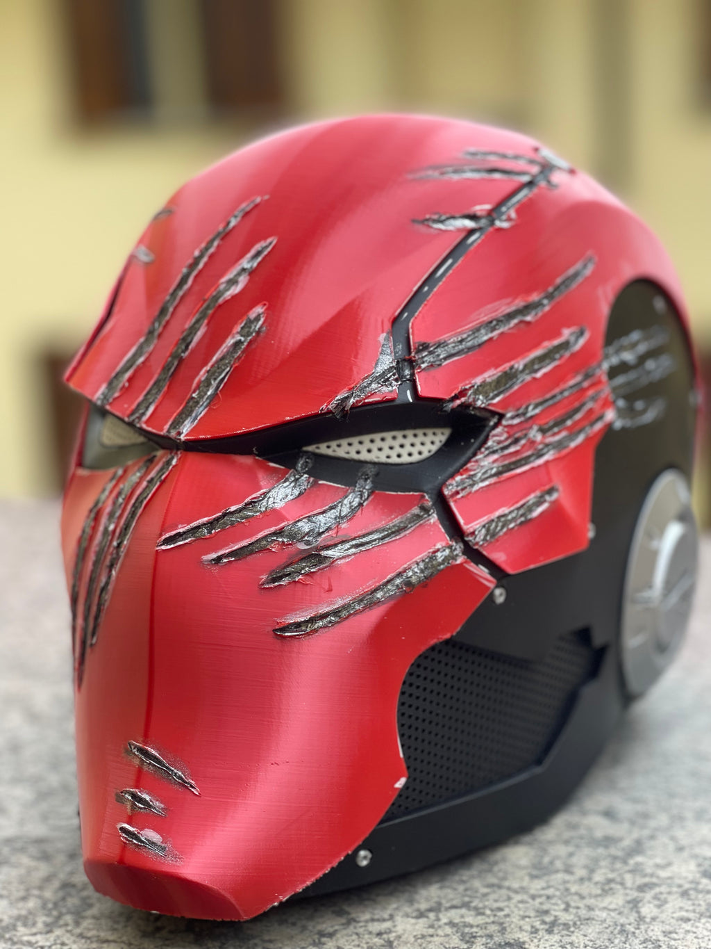 Casco da cosplay di Red Hooddi
